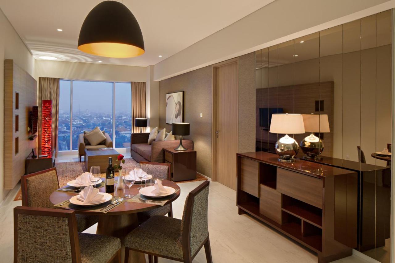 Oakwood Hotel & Residence Surabaja Zewnętrze zdjęcie